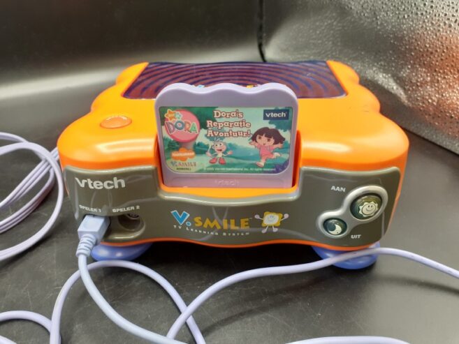 Vtech Vsmile avec 1 manette, 7 jeux et étui de transport